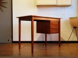 DK Desk TA0624