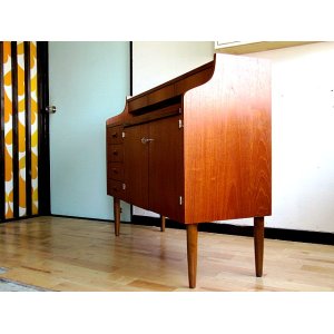 画像: DK BUREAU DESK　FF0505