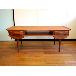 画像: DK Center table　TA0374