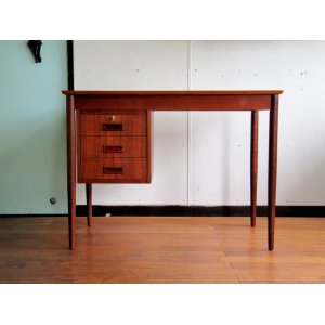 画像: DK Desk TA0446