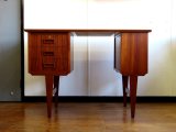 画像: DK Desk TA0504