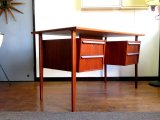 画像: DK Desk TA0516