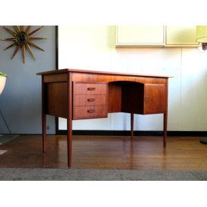 画像: DK Desk TA0528