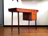 画像: DK Desk TA0534