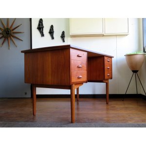 画像: DK Desk TA0541