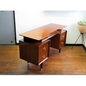 画像: UK Desk TA0565