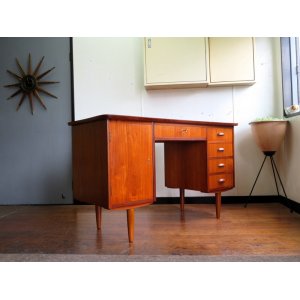 画像: DK Desk TA0566