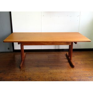 画像:  DK Center table TA0571　Borge Mogensen