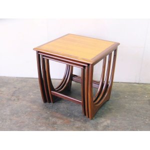 画像: ＵＫ　G-PLAN NEST TABLE　　ＴＡ0184