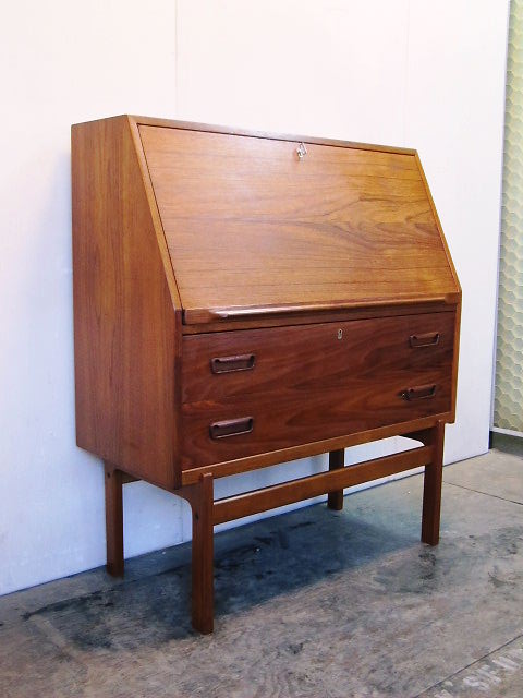 画像: DK BUREAU DESK　　FF0288