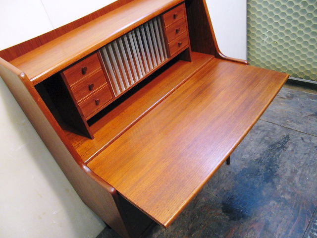 画像: DK BUREAU DESK　　FF0300