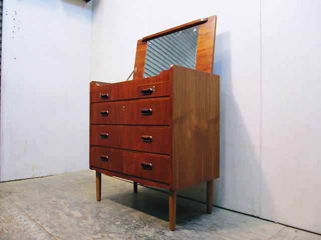 画像1: DK DRESSING CHEST　　FF0322