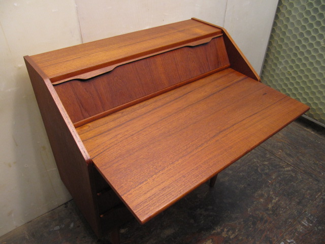 画像: DK 　BUREAU　FF0406