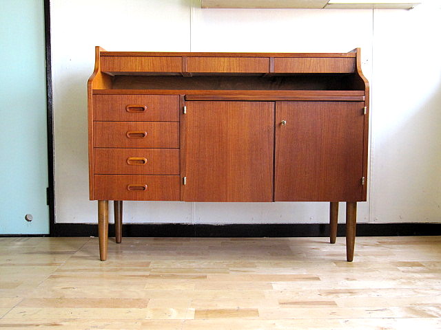 画像: DK BUREAU DESK　FF0505