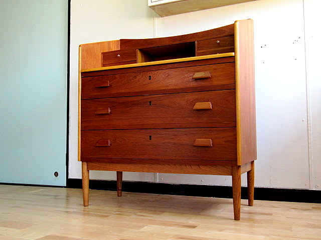 画像: DK BUREAU DESK　FF0506